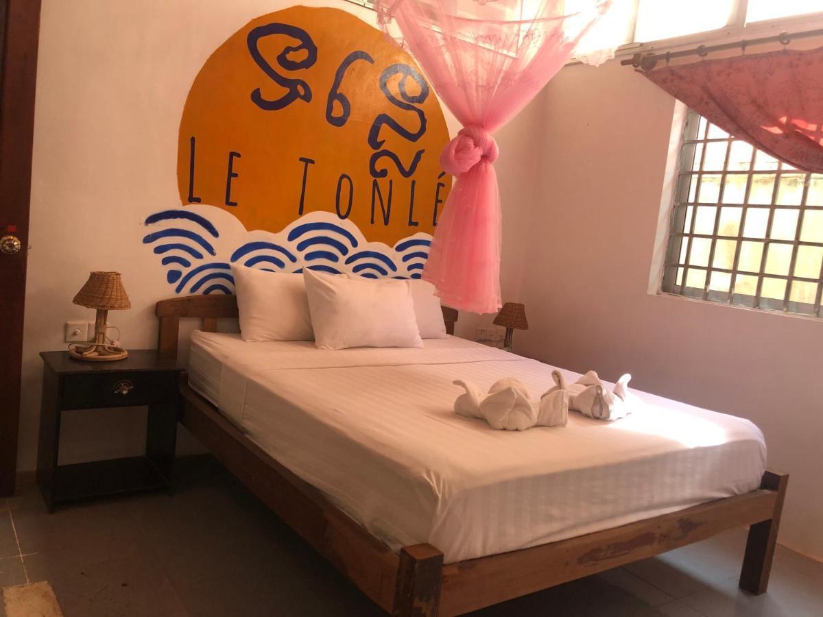 Nomad Guesthouse Kratyeh Kültér fotó